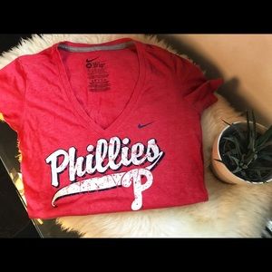 PHILLIES Women’s Sport Tee